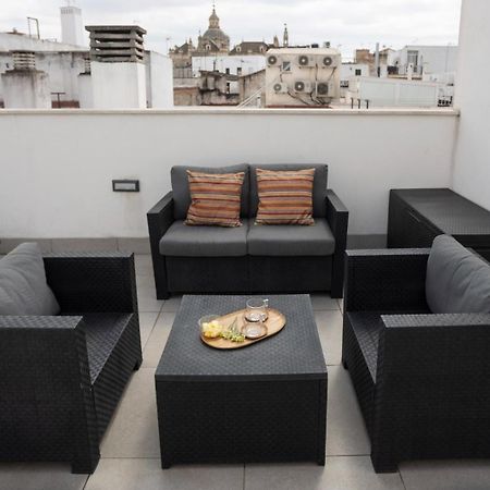 Private & Pool Goyeneta Sevilla Urban Apartment Eksteriør billede