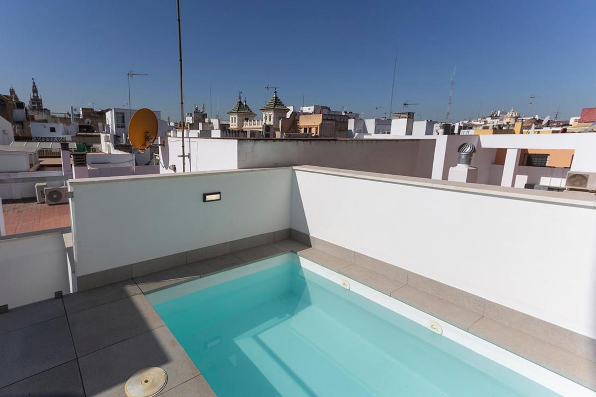 Private & Pool Goyeneta Sevilla Urban Apartment Eksteriør billede