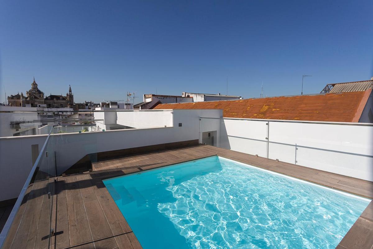 Private & Pool Goyeneta Sevilla Urban Apartment Eksteriør billede