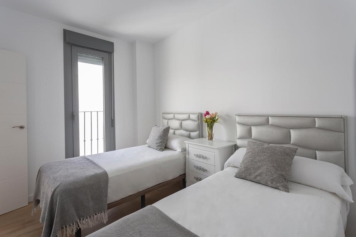 Private & Pool Goyeneta Sevilla Urban Apartment Eksteriør billede