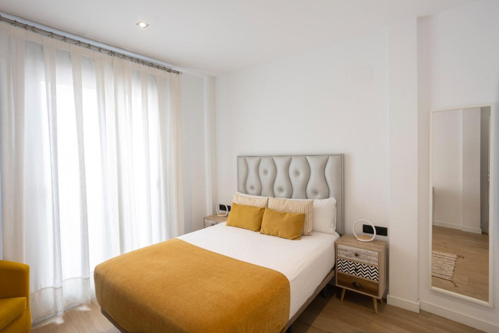 Private & Pool Goyeneta Sevilla Urban Apartment Eksteriør billede